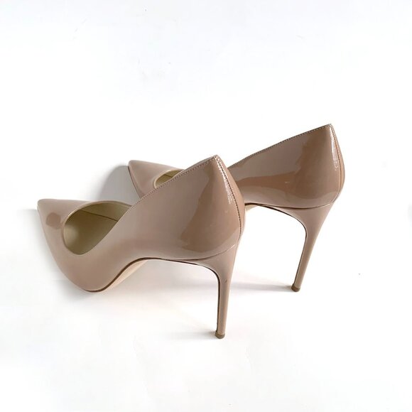 Brian Atwood Women's Beige Patent Leather Pointed Toe Pumps Size: 10/41 - Picture 4 of 6